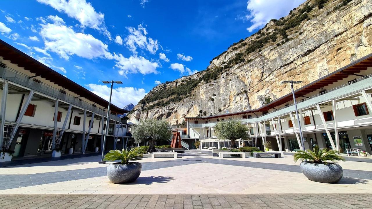 Garda Lake Aloha Apartments Torbole Sul Garda Kültér fotó