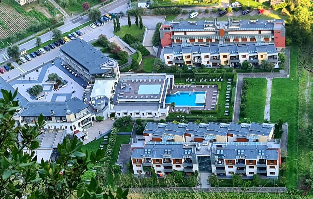 Garda Lake Aloha Apartments Torbole Sul Garda Kültér fotó